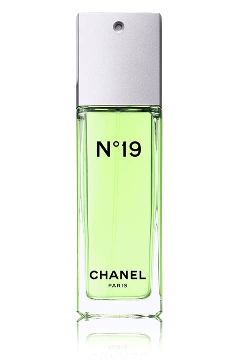 chanel numero 19 eau de toilette